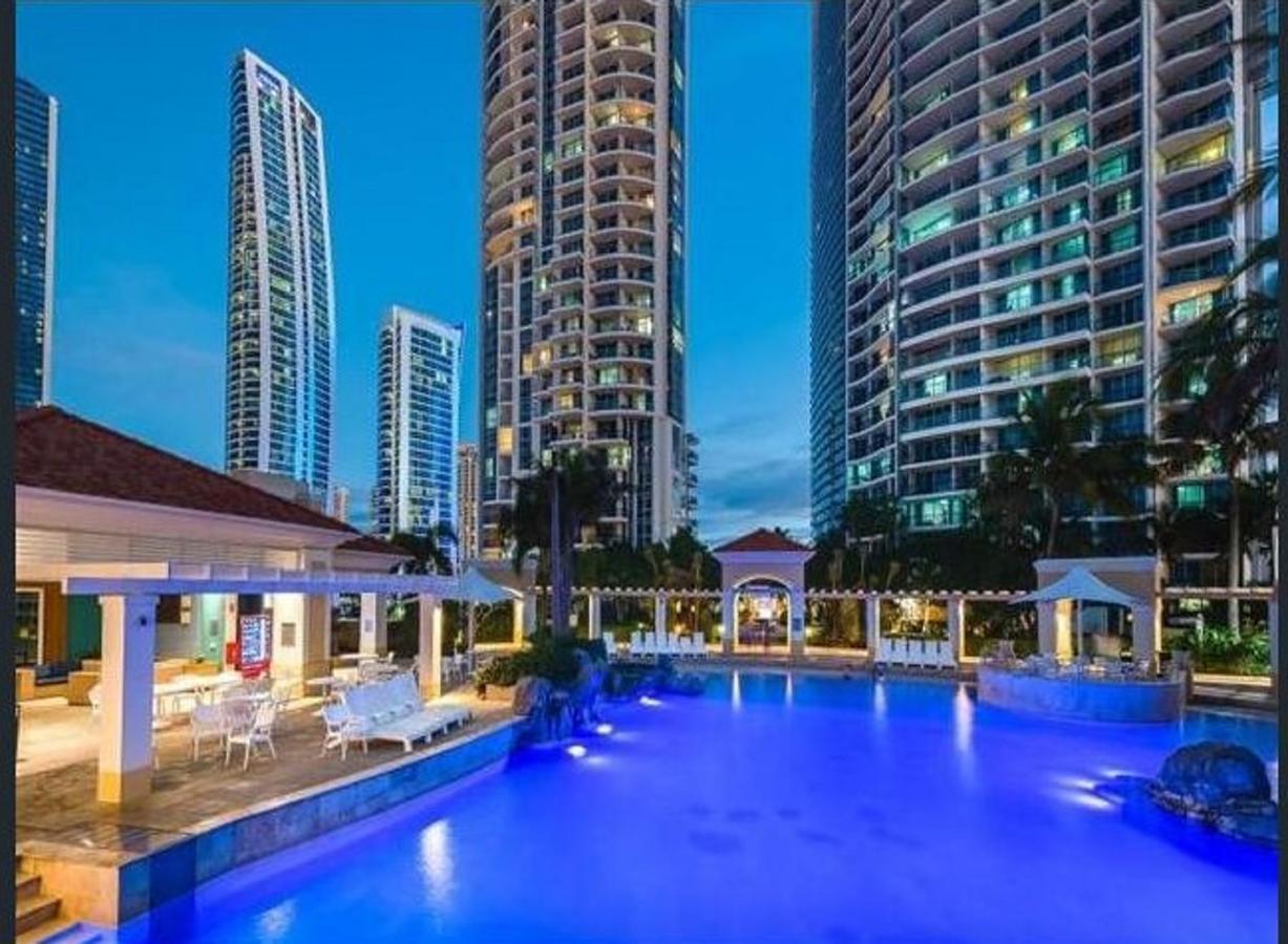 The Towers Of Chevron Renaissance - Holidays Gold Coast Bagian luar foto